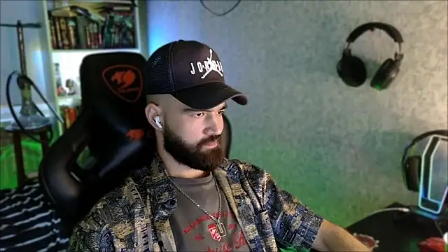 _Serious_Man Webcam-Show