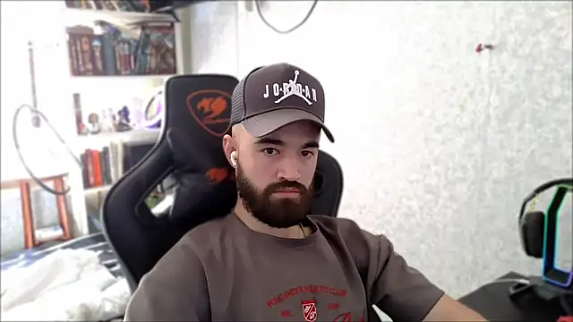 _Serious_Man Webcam-Show