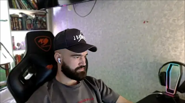 _Serious_Man Show Webcam