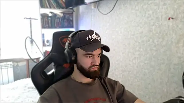 _Serious_Man Webcamshow