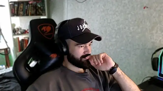 _Serious_Man webkamerás műsora