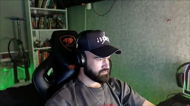_Serious_Man Webcam-Show