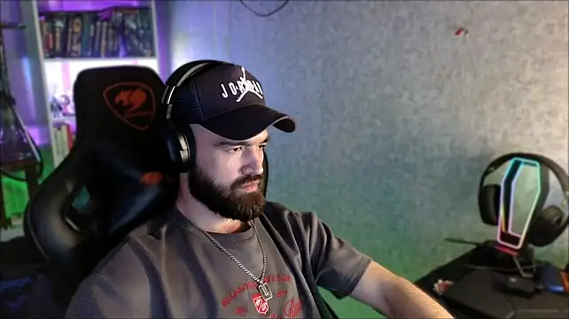 Webkamerová show _Serious_Man