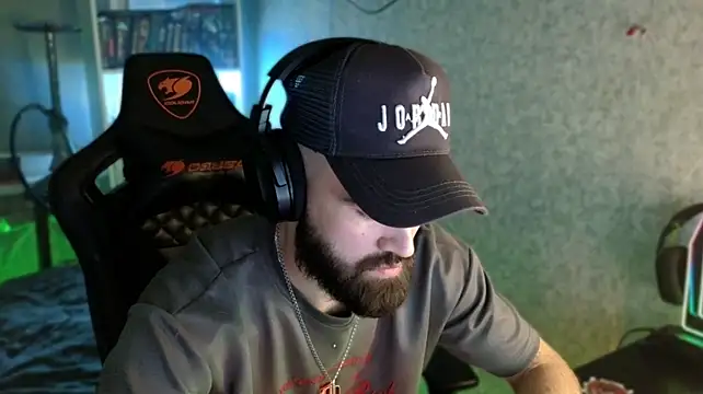 _Serious_Man Webcamshow