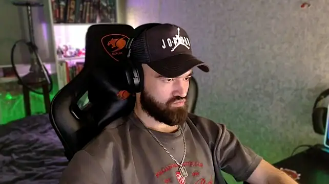 Webkamerová show _Serious_Man