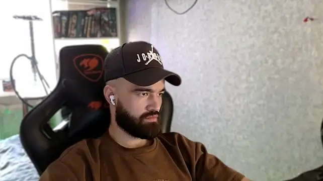 _Serious_Man webkamerás műsora