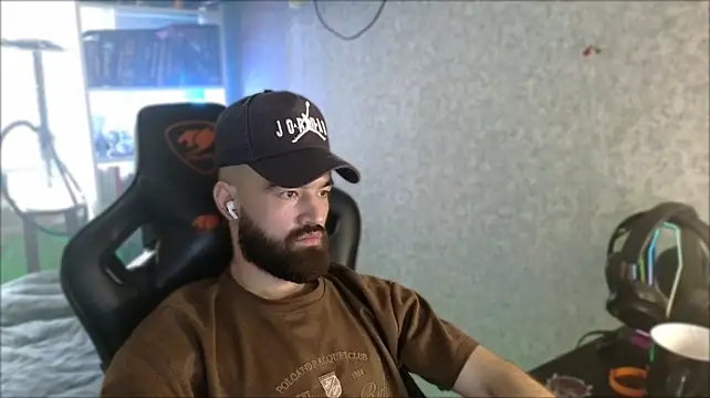 _Serious_Man Webcamshow