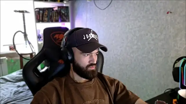 _Serious_Man webkamerás műsora