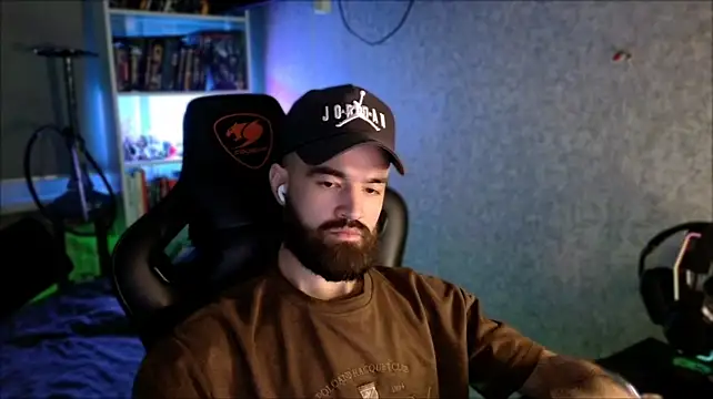 _Serious_Man Webcam-Show