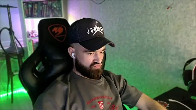 _Serious_Man Show Webcam
