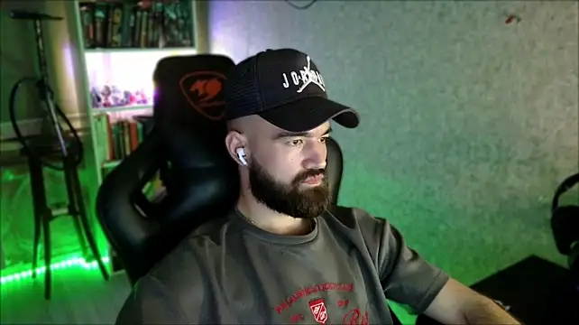 _Serious_Man webkamerás műsora