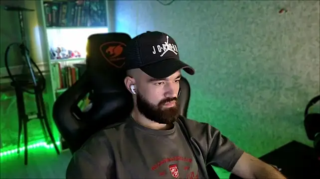 _Serious_Man Шоу с уебкамера