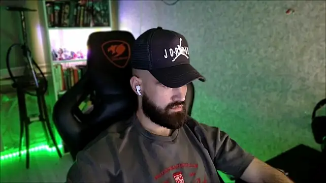 Webkamerová show _Serious_Man
