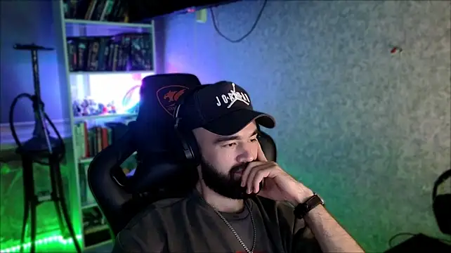 _Serious_Man webkamerás műsora