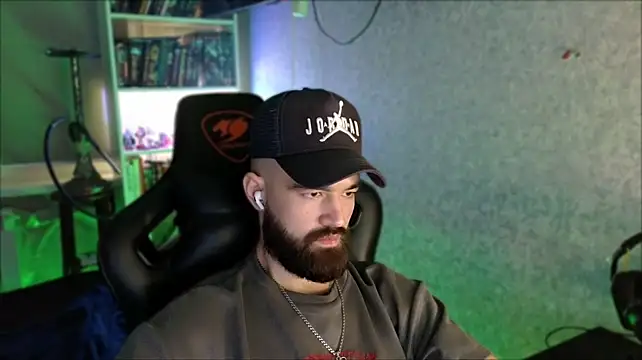 _Serious_Man Webcam show