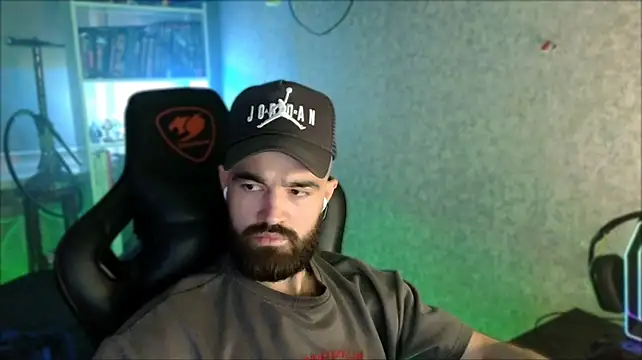 _Serious_Man webkamerás műsora