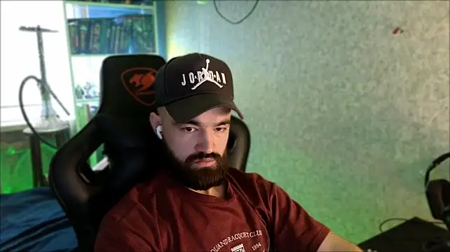 _Serious_Man Show Webcam