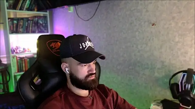_Serious_Man Webcam-Show