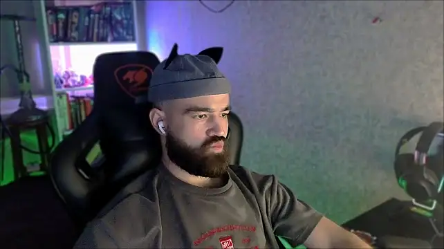 _Serious_Manのウェブカメラショー