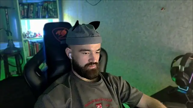 _Serious_Man Webcam-Show