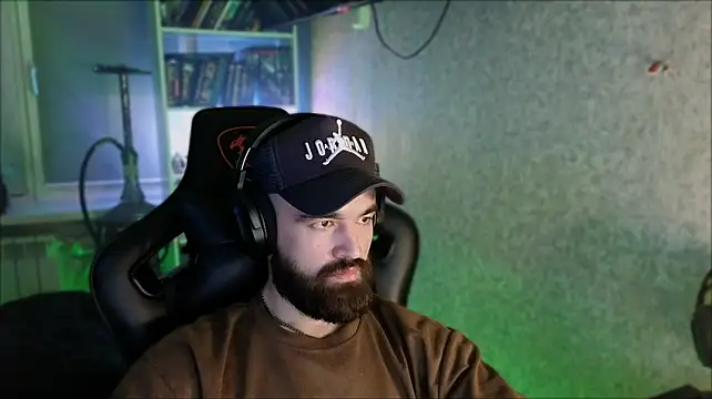 _Serious_Man Шоу с уебкамера