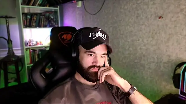הופעת וובקאם של _Serious_Man