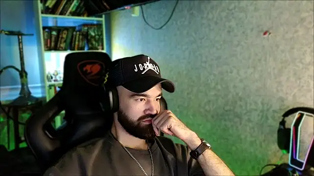 _Serious_Man Webcamshow