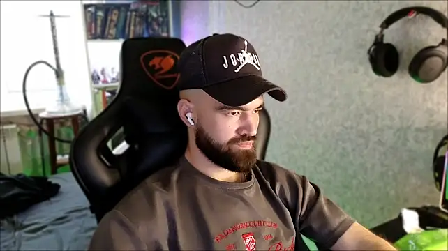 _Serious_Man Шоу с уебкамера