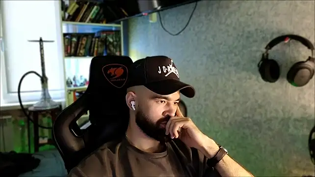 Webkamerová show _Serious_Man