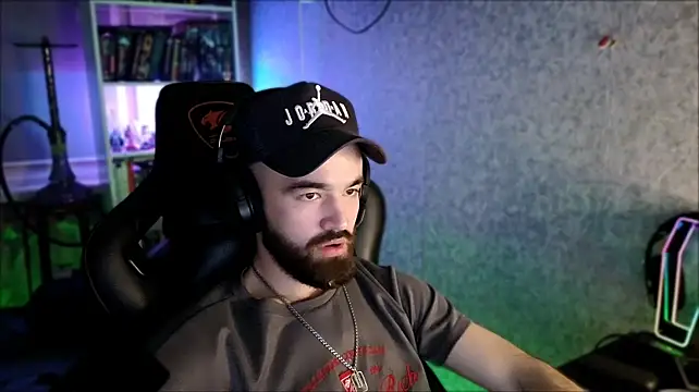 _Serious_Man Webcam-Show