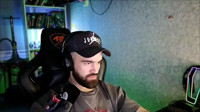 _Serious_Man Webcam-Show