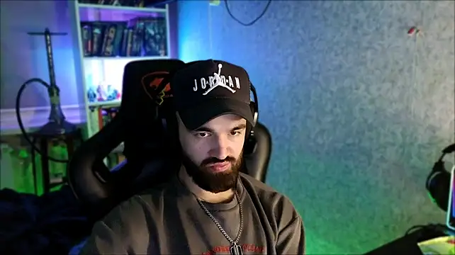 _Serious_Mann Webbikameraesitys