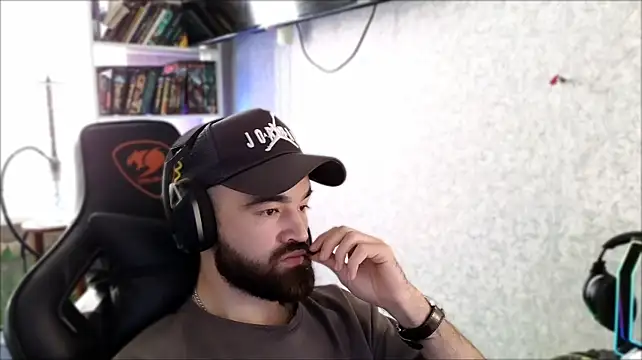 Webkamerová show _Serious_Man