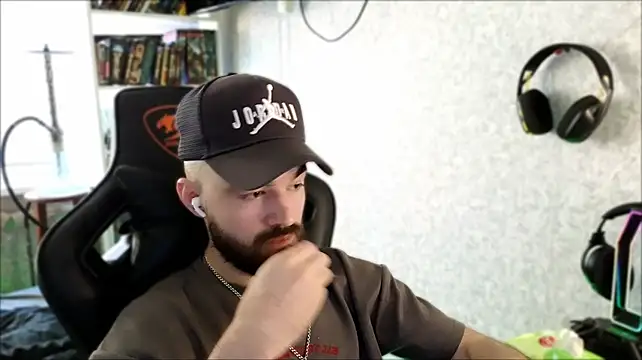 Show de _Serious_Man na webcam