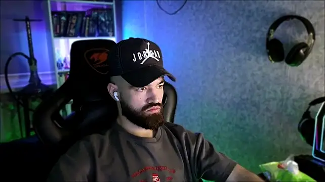 _Serious_Man Webcamshow