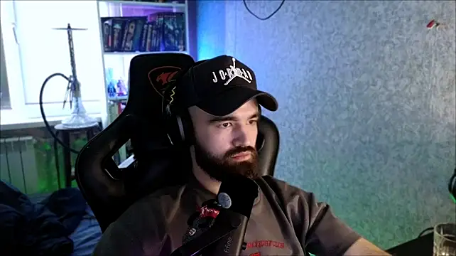 _Serious_Man Webcamshow