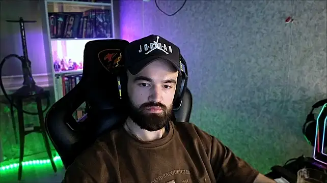 _Serious_Man Webcam-Show