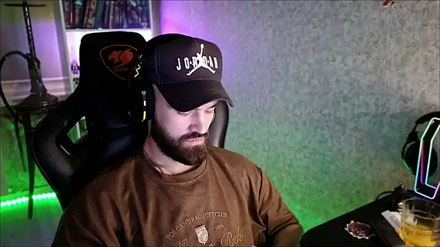 _Serious_Man Webcamshow