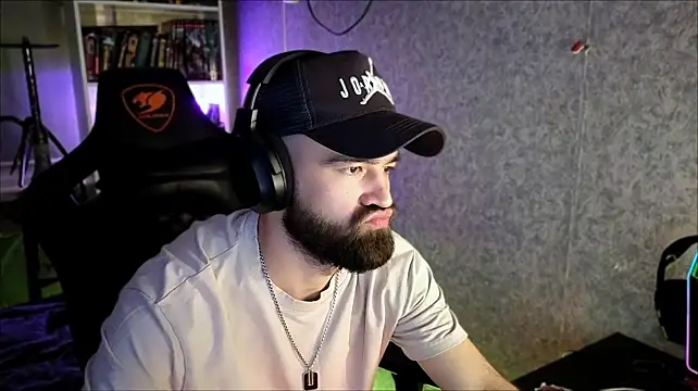 _Serious_Man Webcam-Show