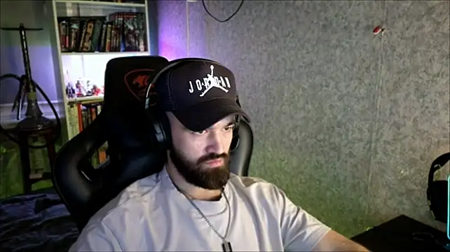 _Serious_Man Webcam-Show