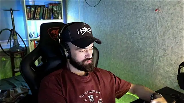 _Serious_Man Webcam-Show
