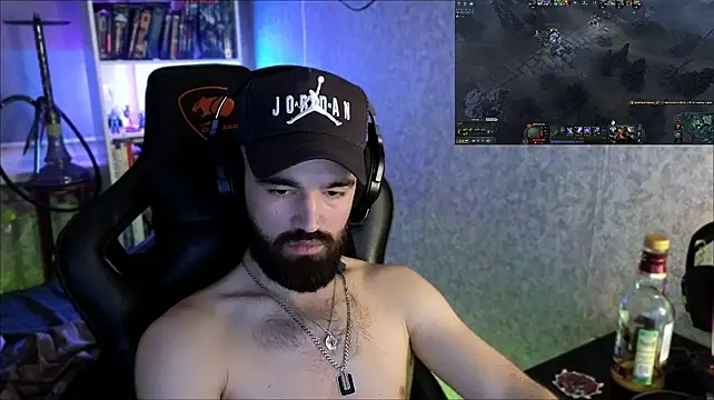 _Serious_Man Adlı Modelin Web Kamerası Şovu