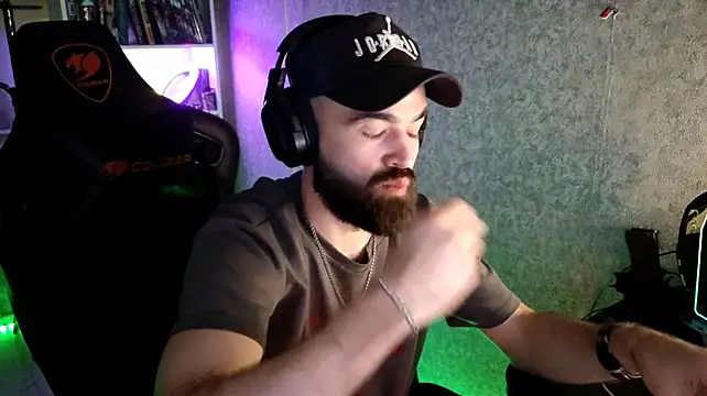 _Serious_Man Show Webcam