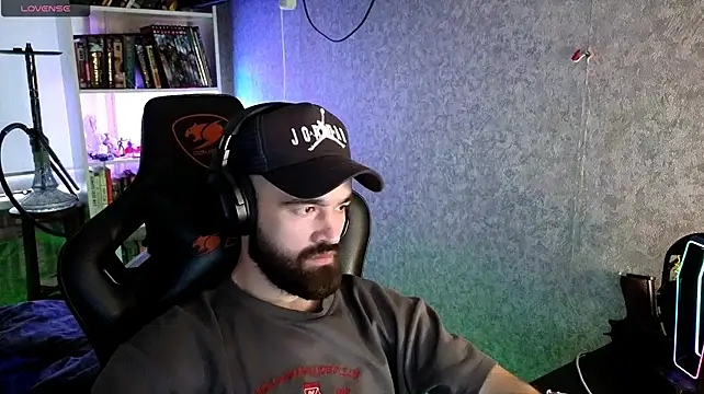 _Serious_Man Webcam-Show