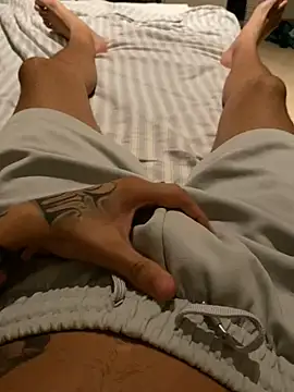 Show de alessio2026xx na webcam