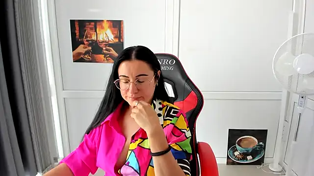 Živý XXX chat ChloeVibee