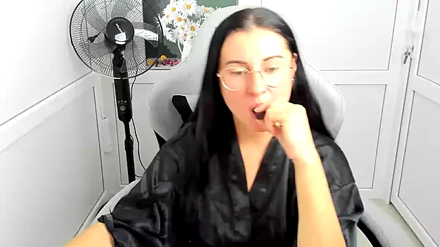 Živý XXX chat ChloeVibee