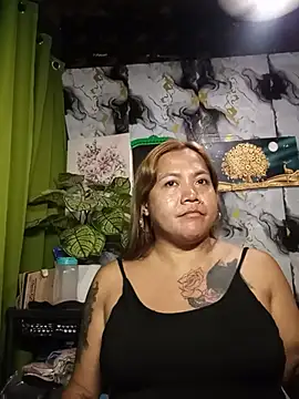 FoxyOpal Show in webcam