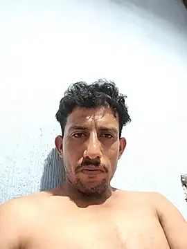 Show modela Tu_ChicoMalo na web-kameri