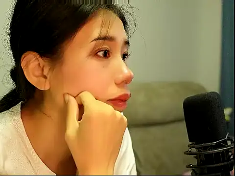 Anna-b8's Webcam Show
